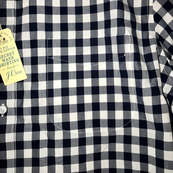 Men’s J. Crew Navy Gingham button up shirt - Picture 4 of 4